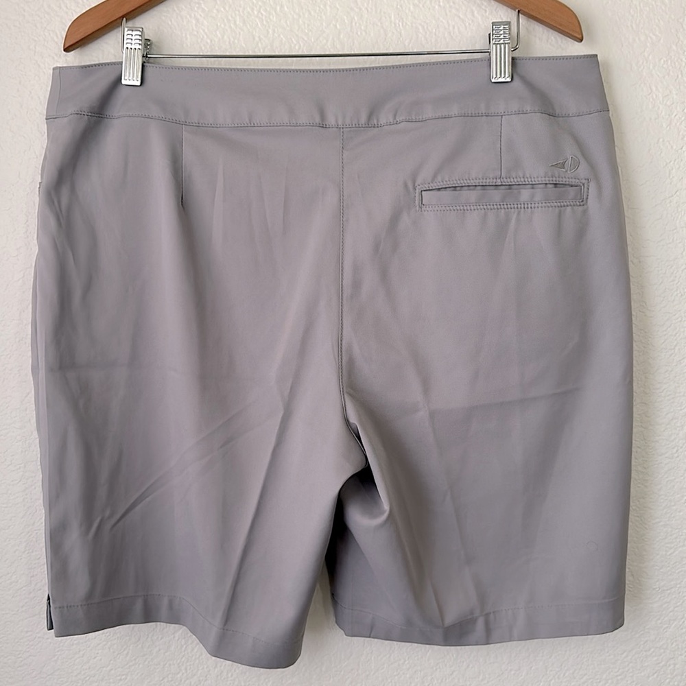 Grandslam Performance Gray Shorts - image 3